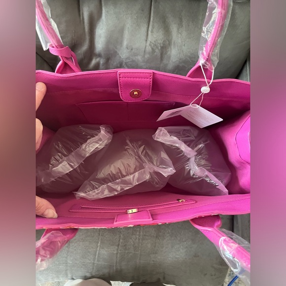 Trina Turk Floral Handbag/Shoulder, NWT - Picture 8 of 15